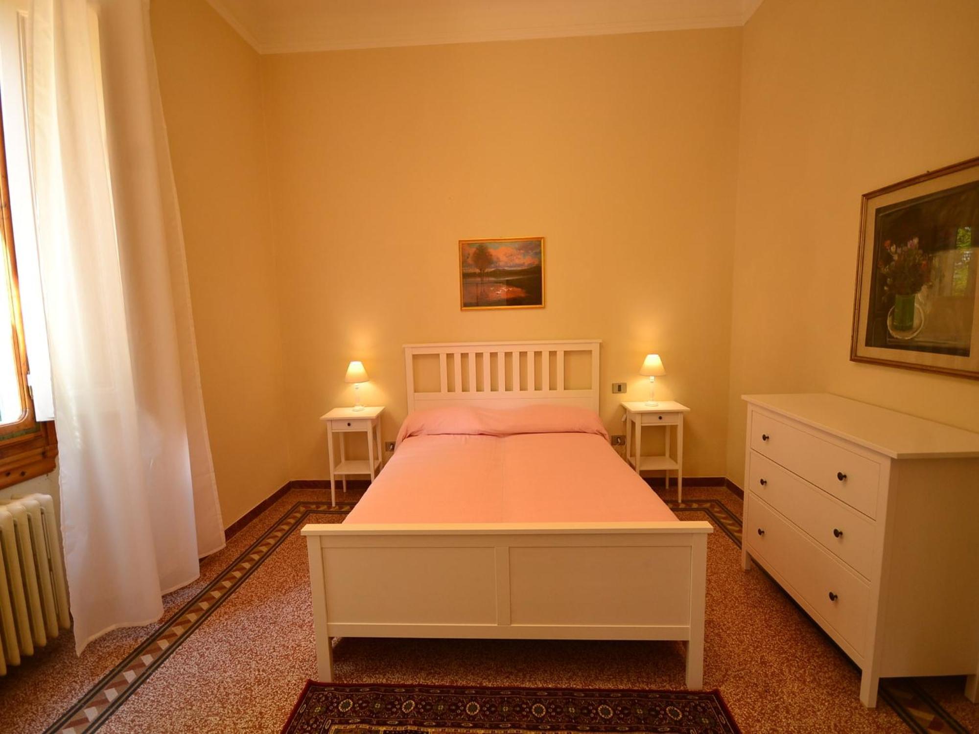 Lovely Holiday Home In Montefiridolfi With Hill View Екстериор снимка