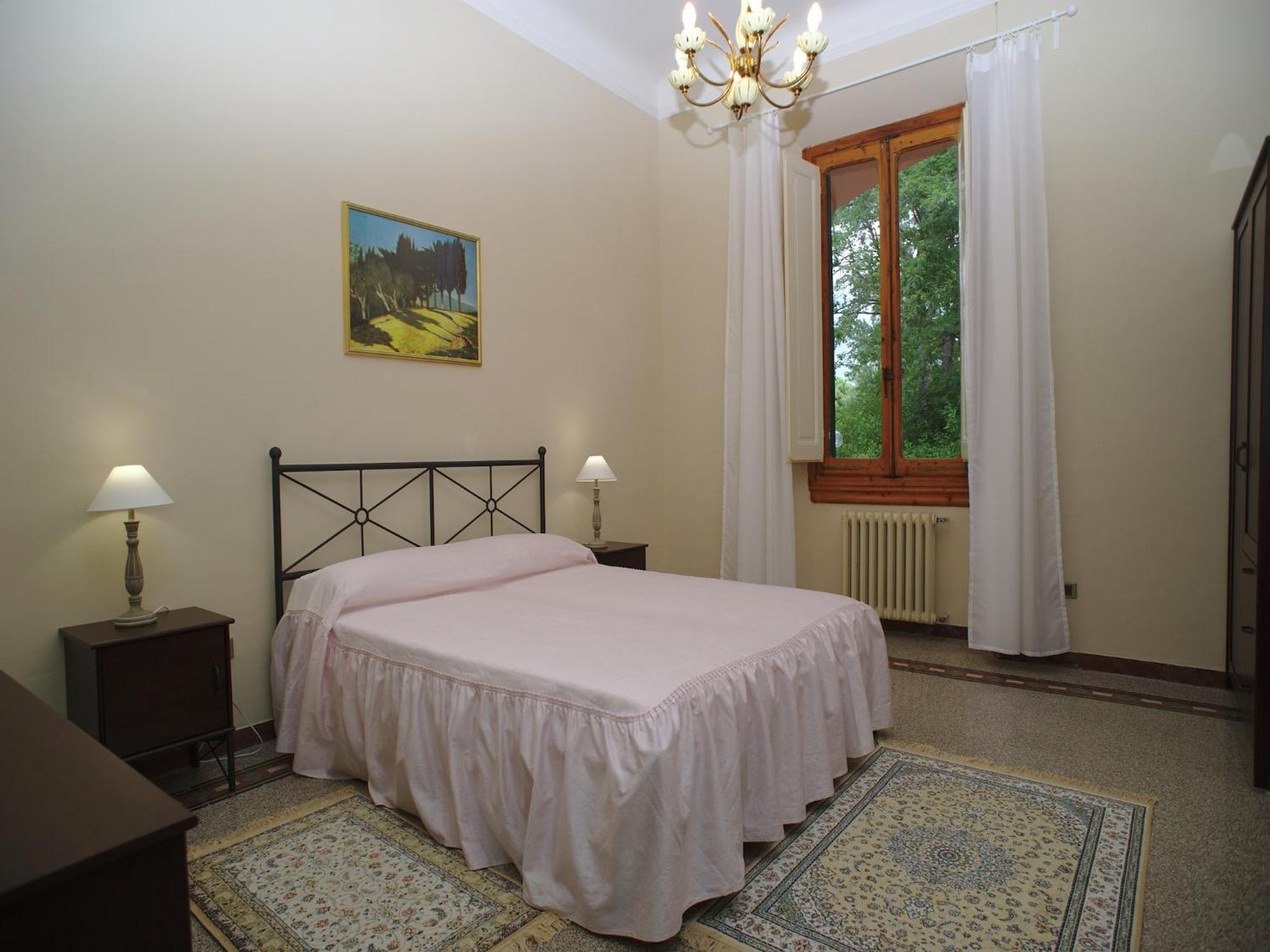 Lovely Holiday Home In Montefiridolfi With Hill View Екстериор снимка