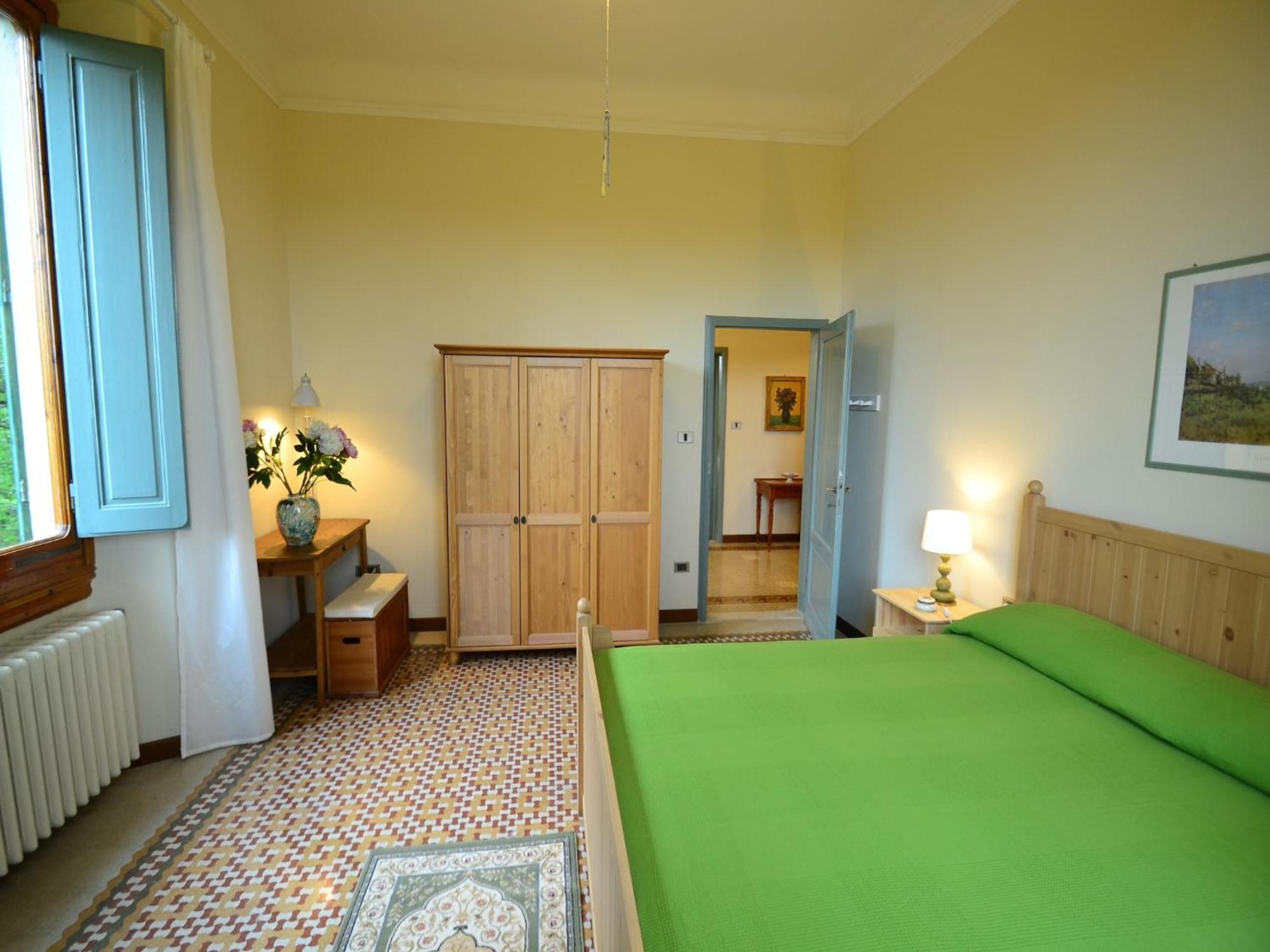 Lovely Holiday Home In Montefiridolfi With Hill View Екстериор снимка