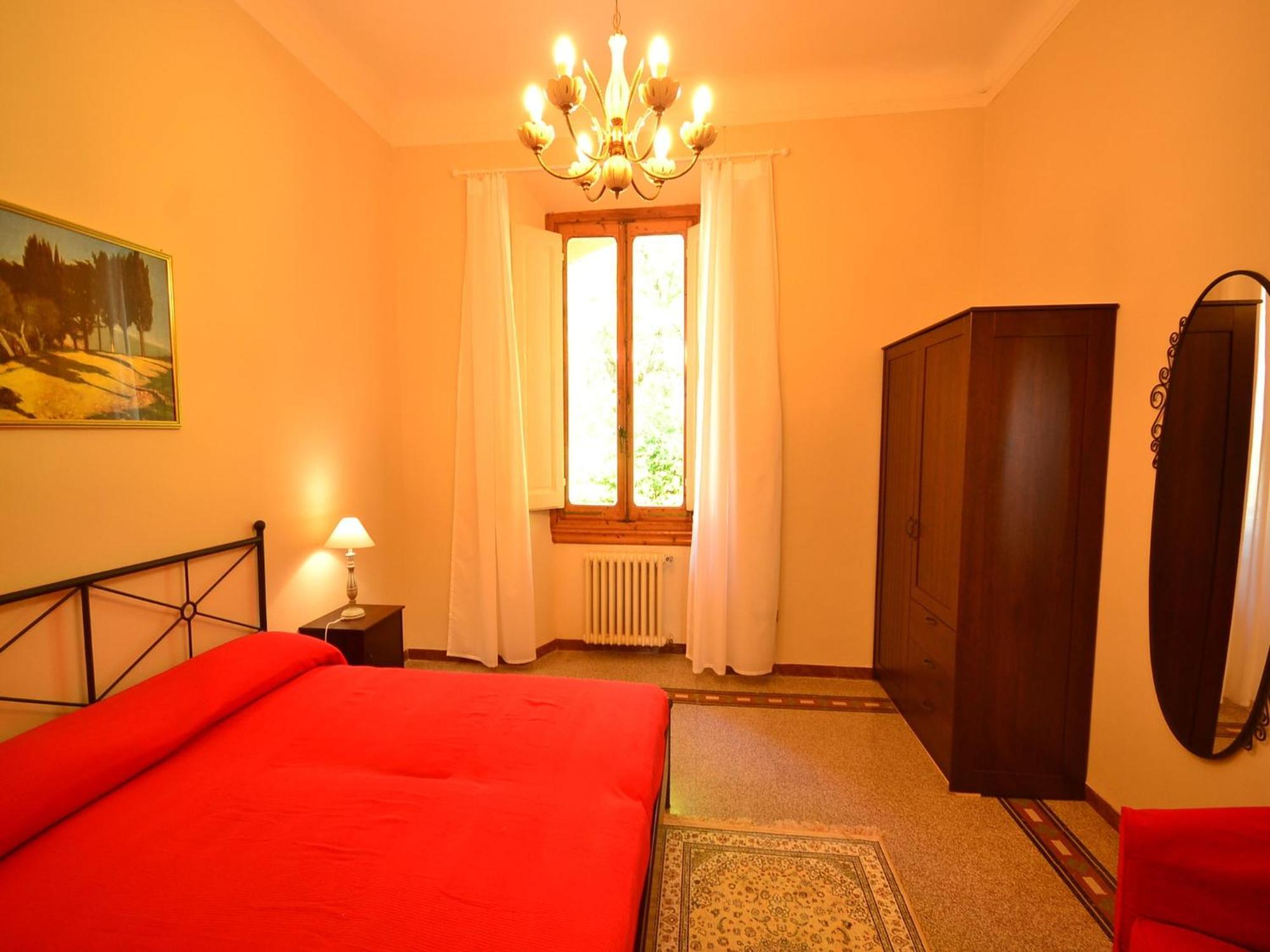 Lovely Holiday Home In Montefiridolfi With Hill View Екстериор снимка