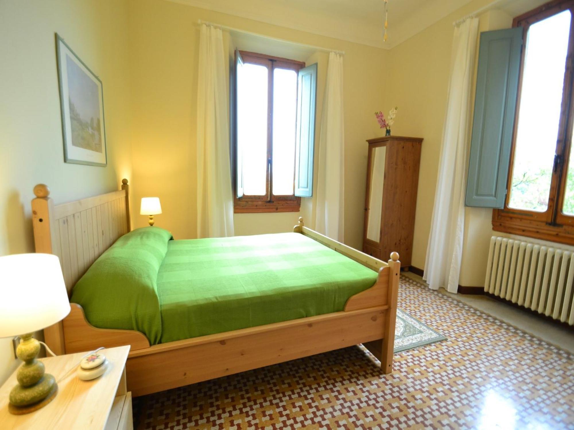 Lovely Holiday Home In Montefiridolfi With Hill View Екстериор снимка